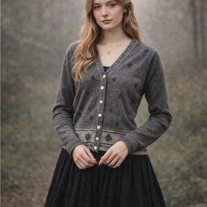 Tailor by B Moss Gray Knit Cardigan Sweater M Folklore Boho Cottagecore Fairy